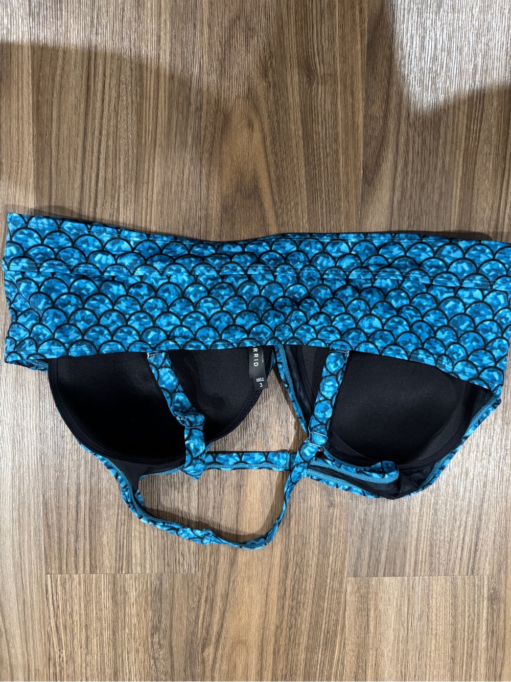 Torrid size 3 Teal Mermaid Scale Bikini Top - Women Swim - Picture 3 of 3
